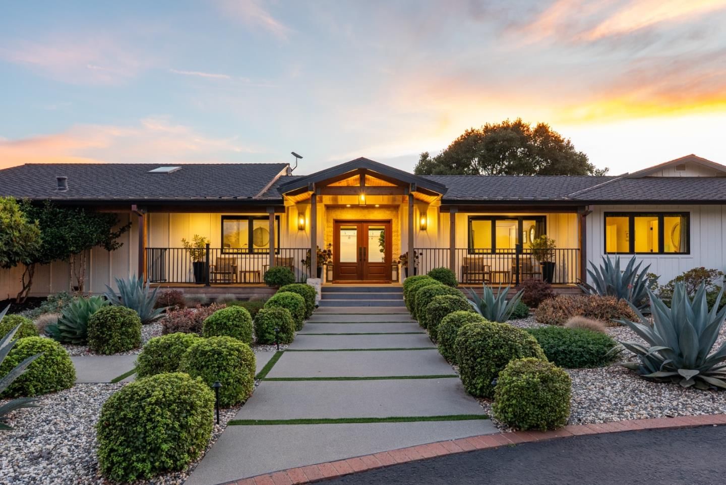 MLS Listing Photo 2