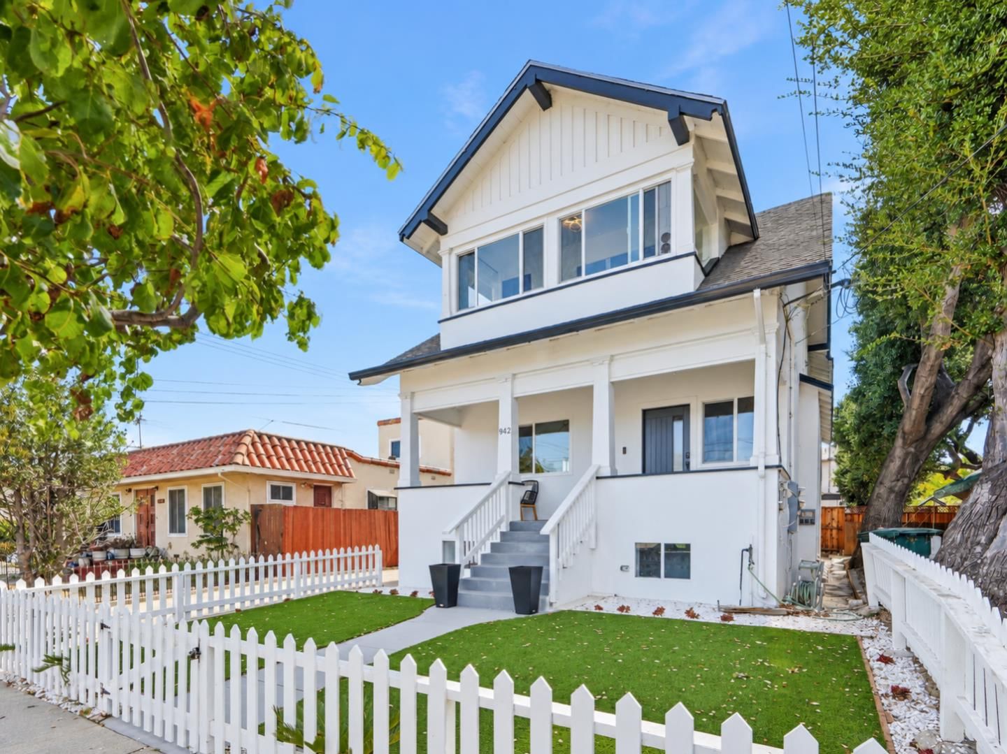 MLS Listing Photo 1