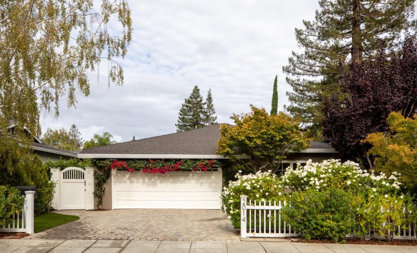 MLS Listing Photo 1