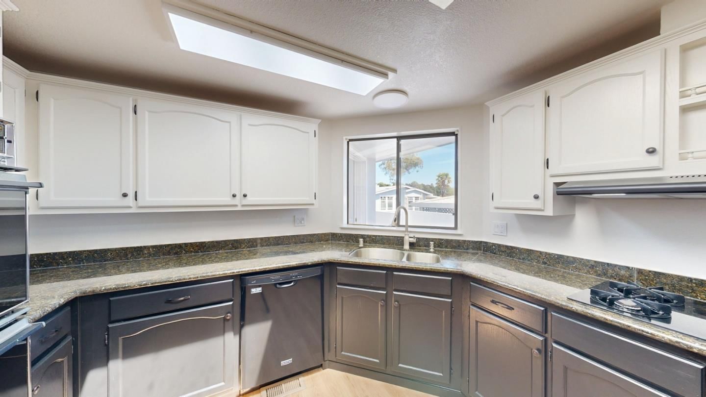 MLS Listing Photo 2