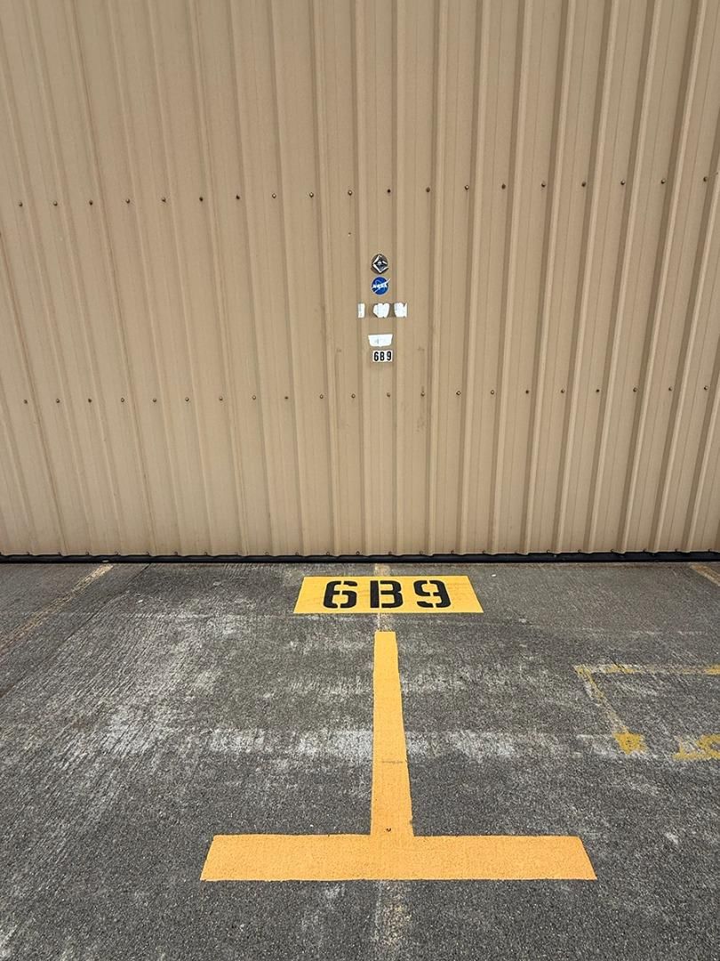 Port-a-Port Hangar Oakland Airport N Fie