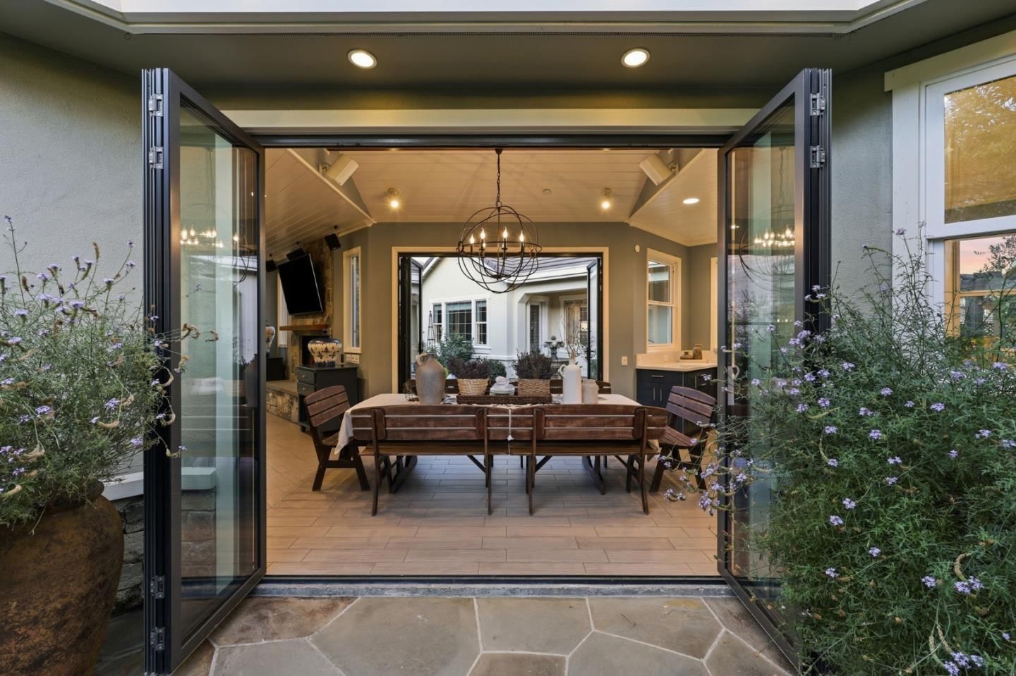 MLS Listing Photo 1
