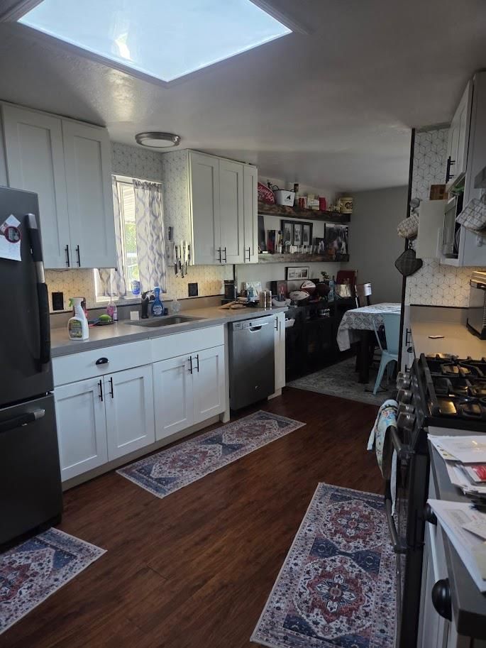 MLS Listing Photo 3