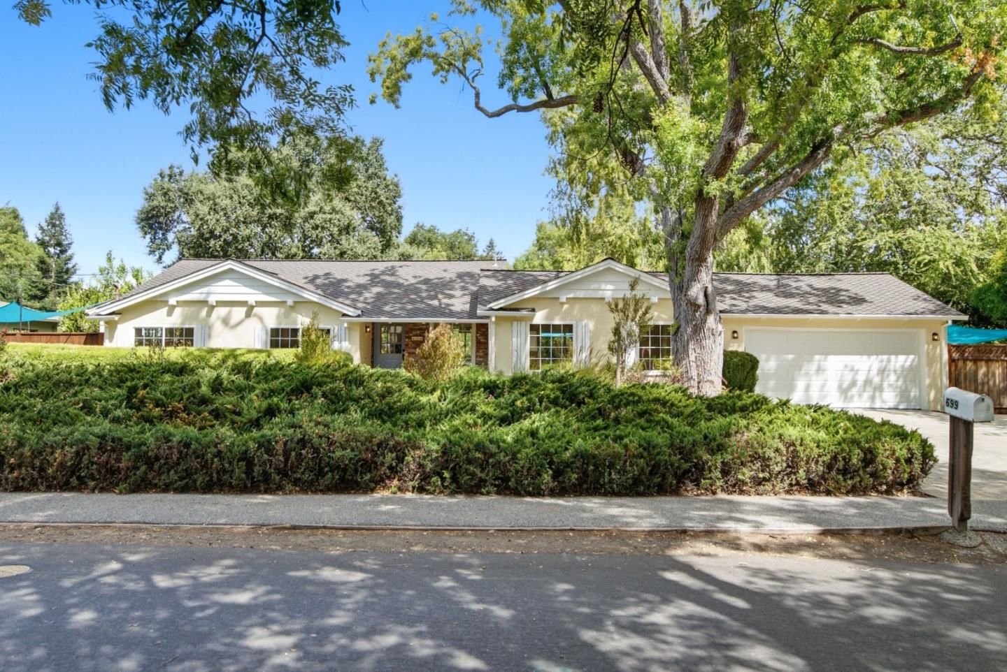 MLS Listing Photo 2