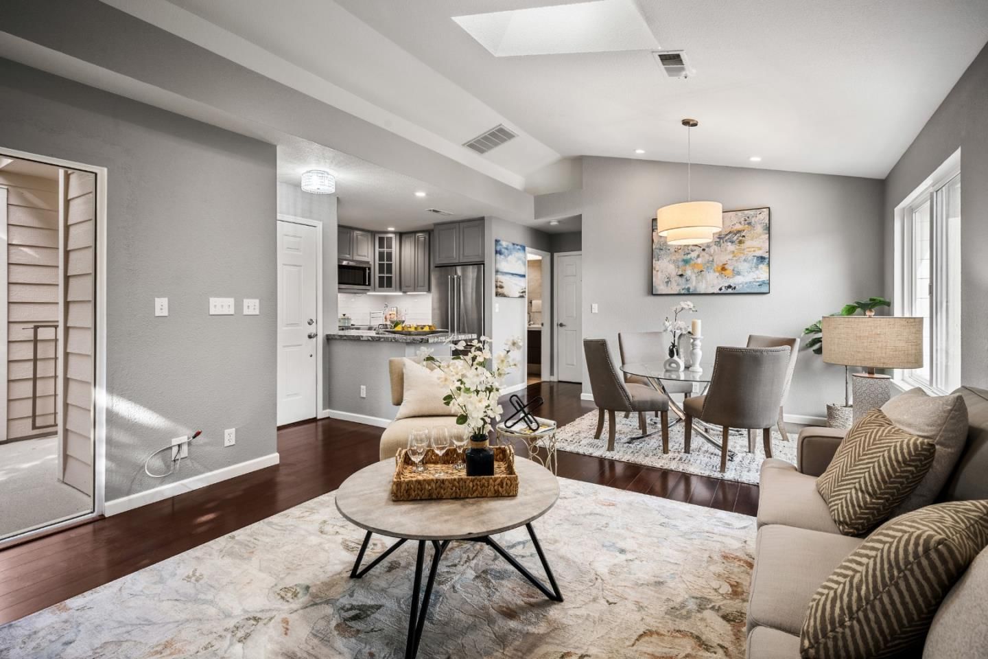 MLS Listing Photo 2