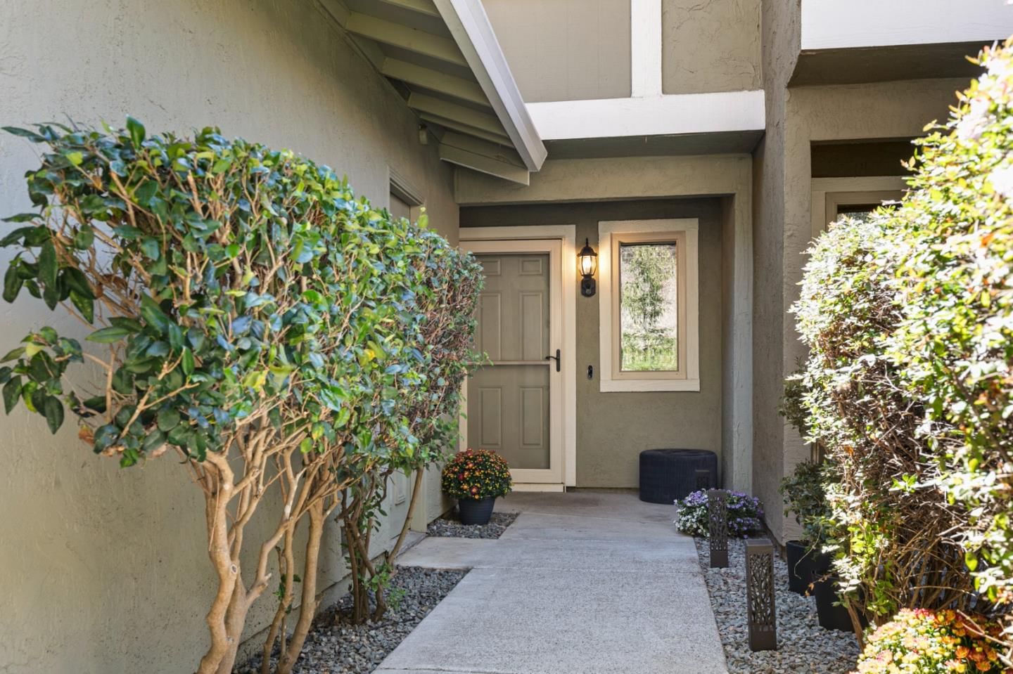 MLS Listing Photo 2