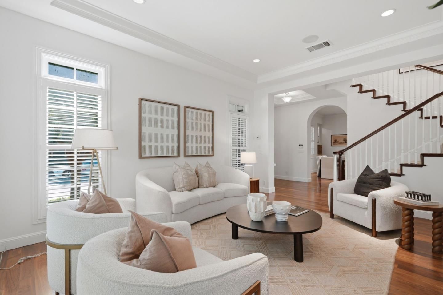MLS Listing Photo 4
