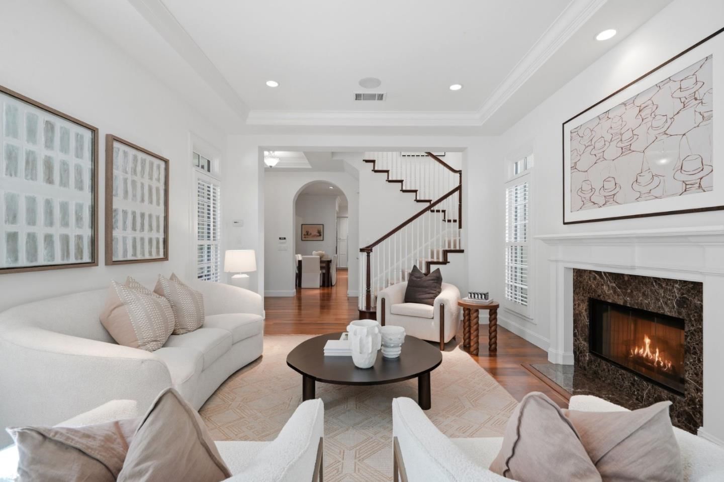 MLS Listing Photo 3