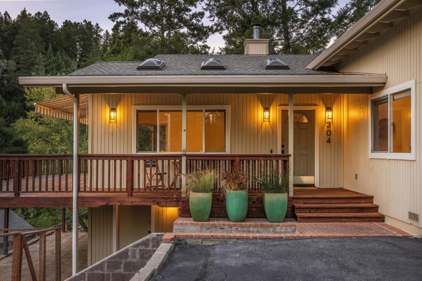 MLS Listing Photo 3