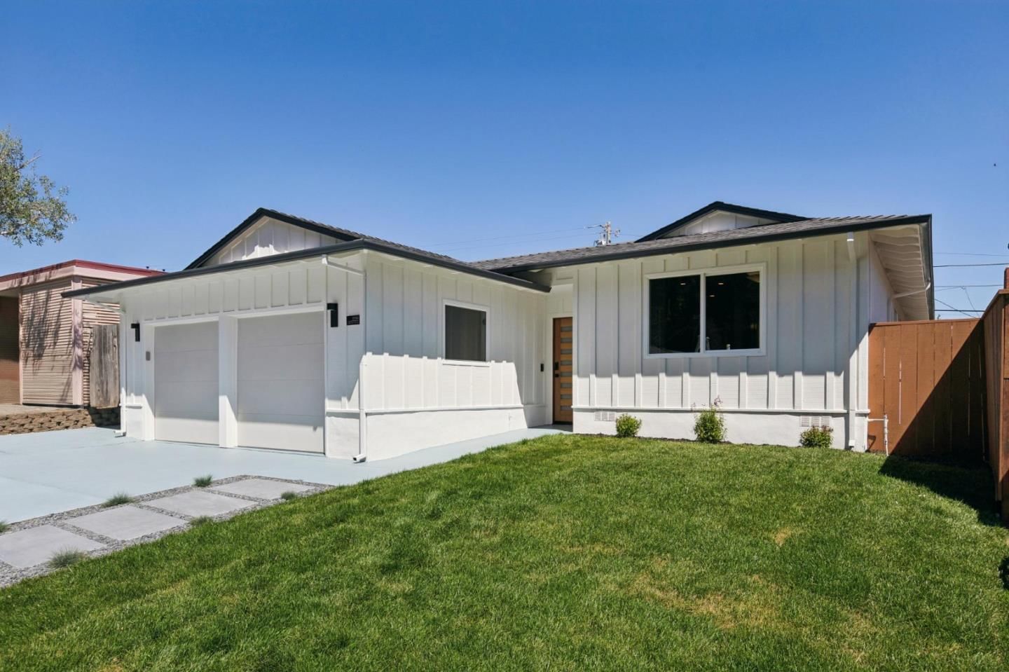 MLS Listing Photo 4