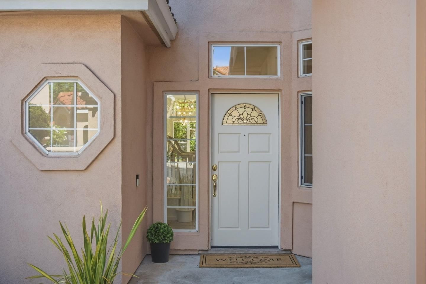 MLS Listing Photo 2