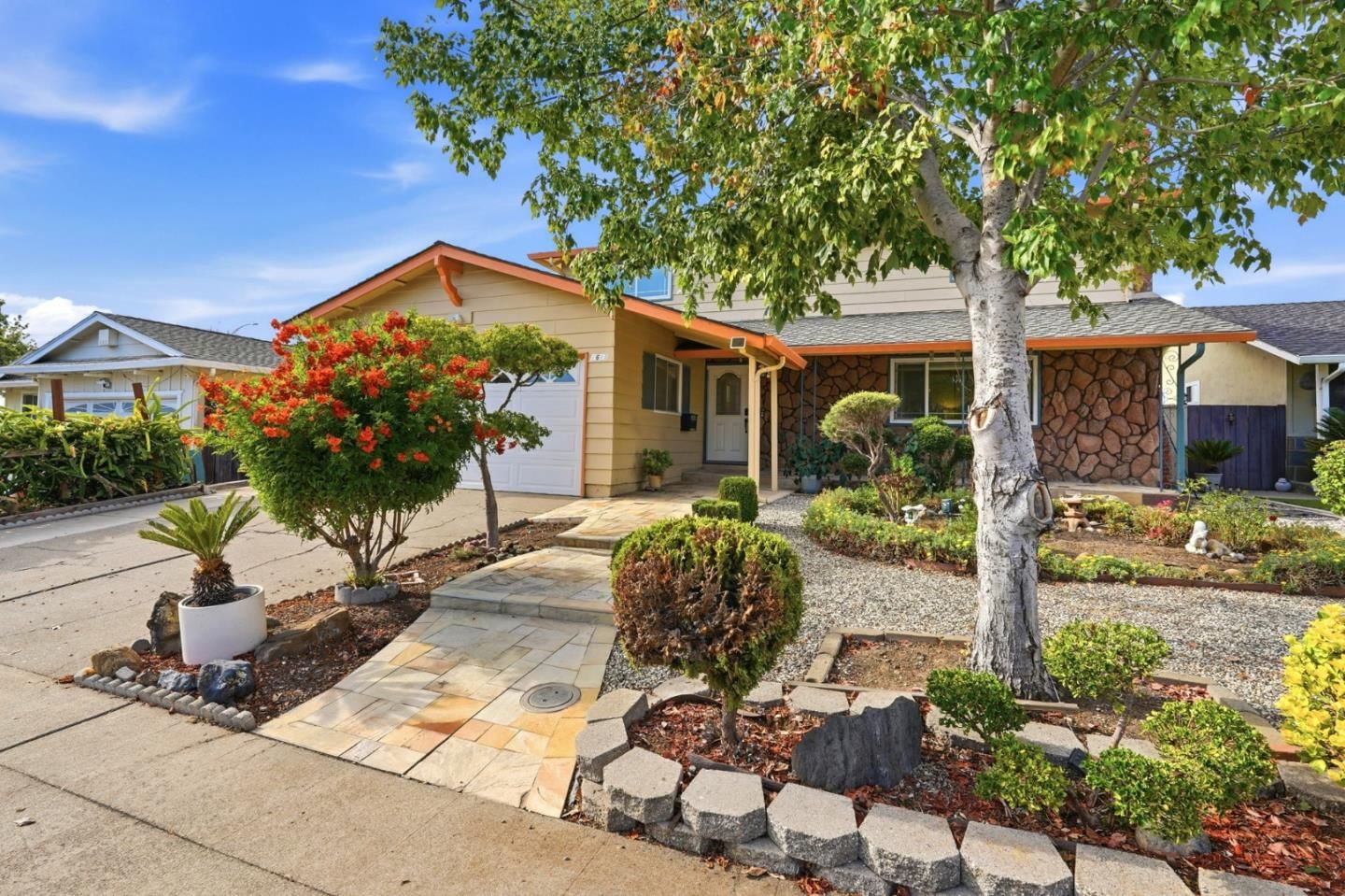 MLS Listing Photo 4