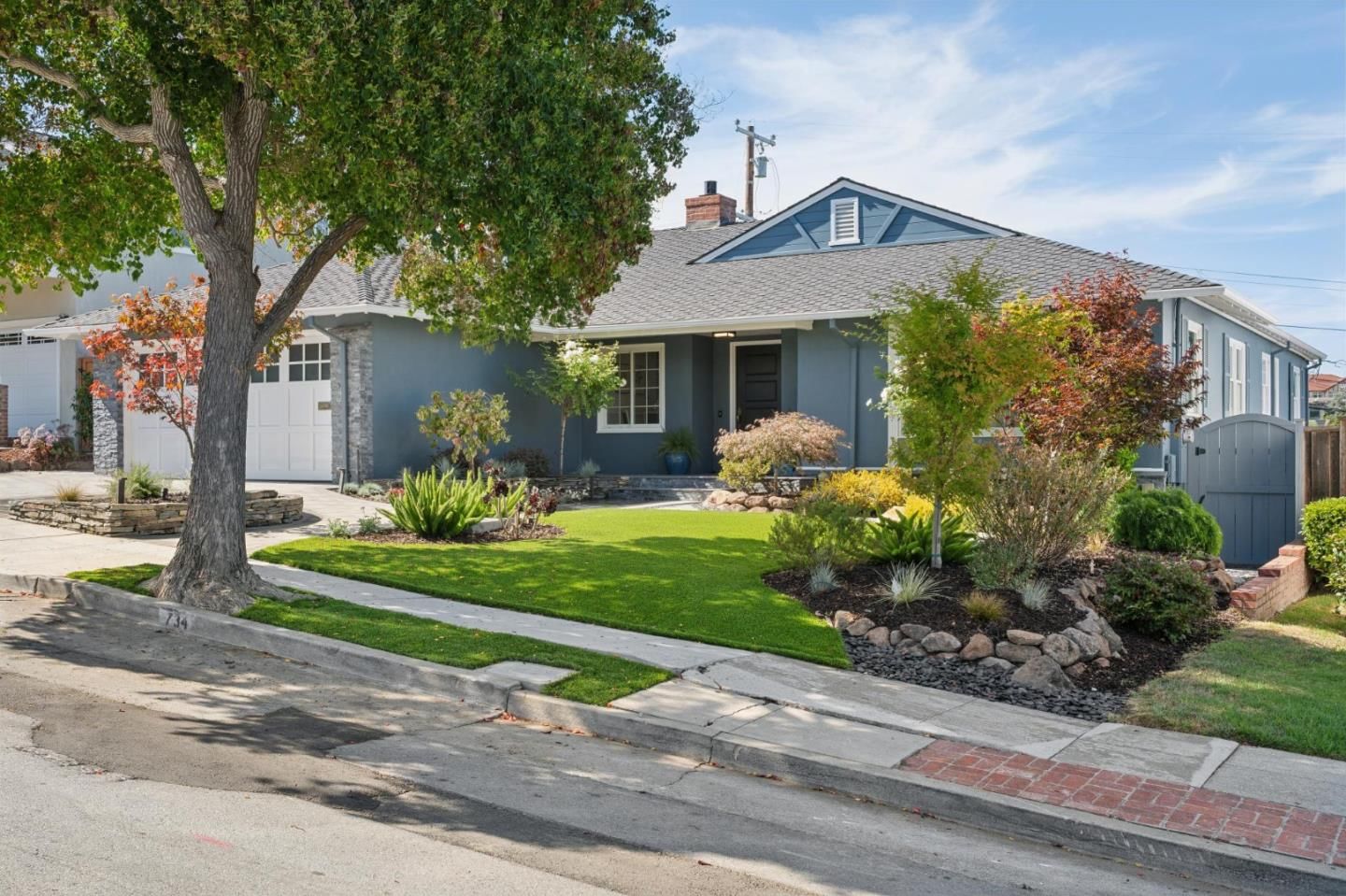 MLS Listing Photo 2