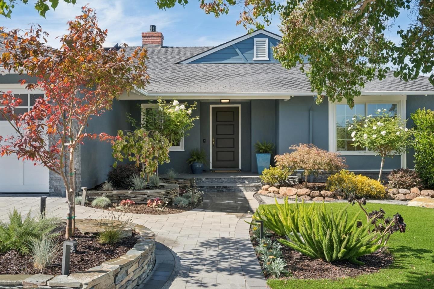 MLS Listing Photo 1