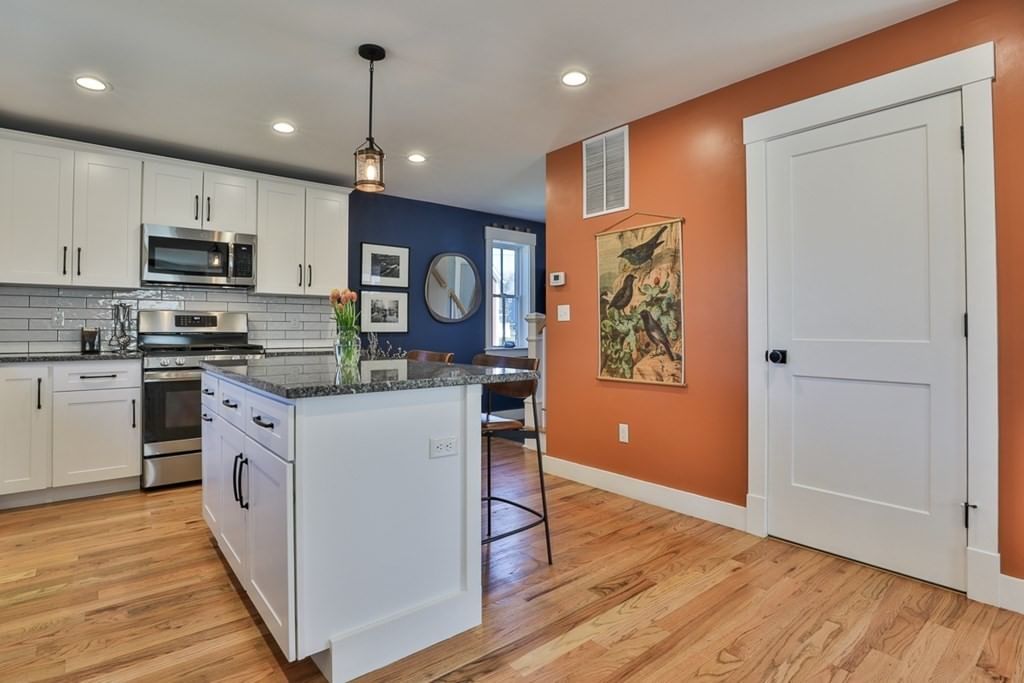 Listing Image 21