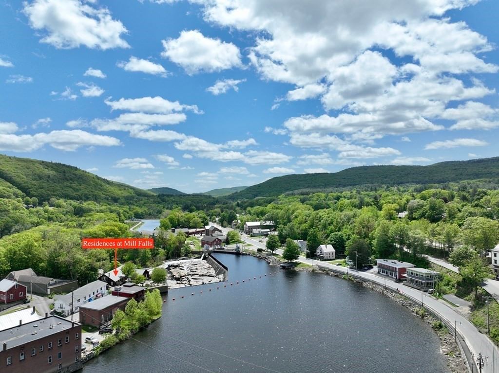 10 Deerfield Ave #2 Shelburne — Photo 16 of 25