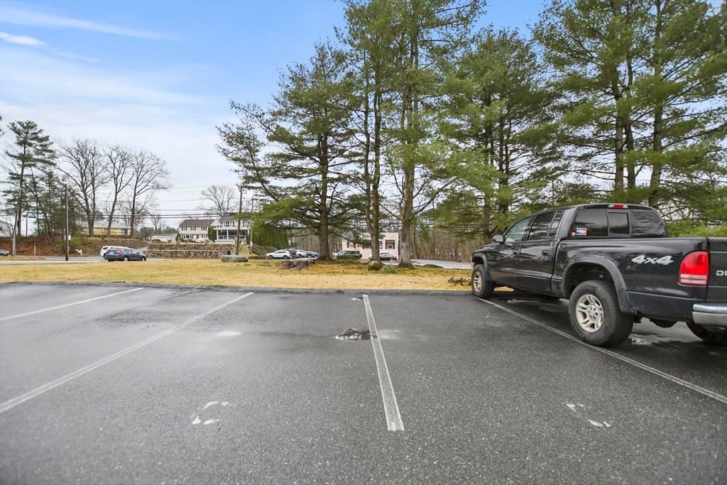 Listing Image 29
