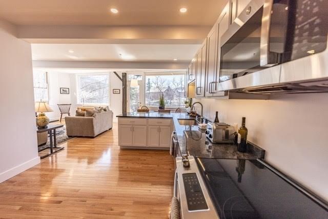 10 Deerfield Ave #5 Shelburne — Photo 6 of 28