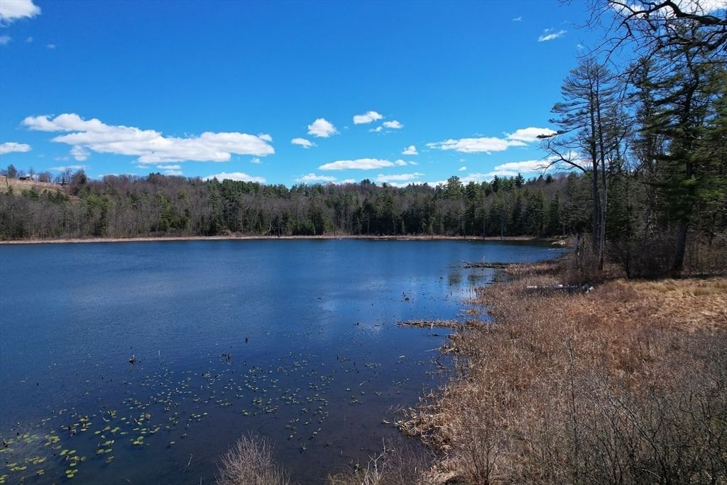 9 Wheatley, Stockbridge, MA 01262 photo 4