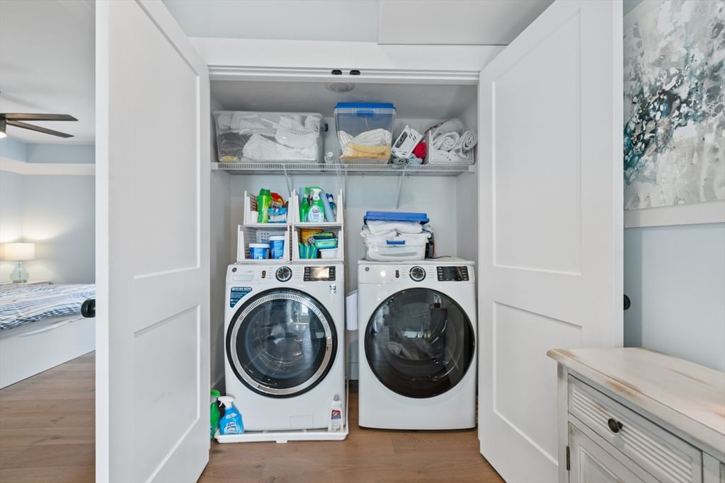 Listing Image 19