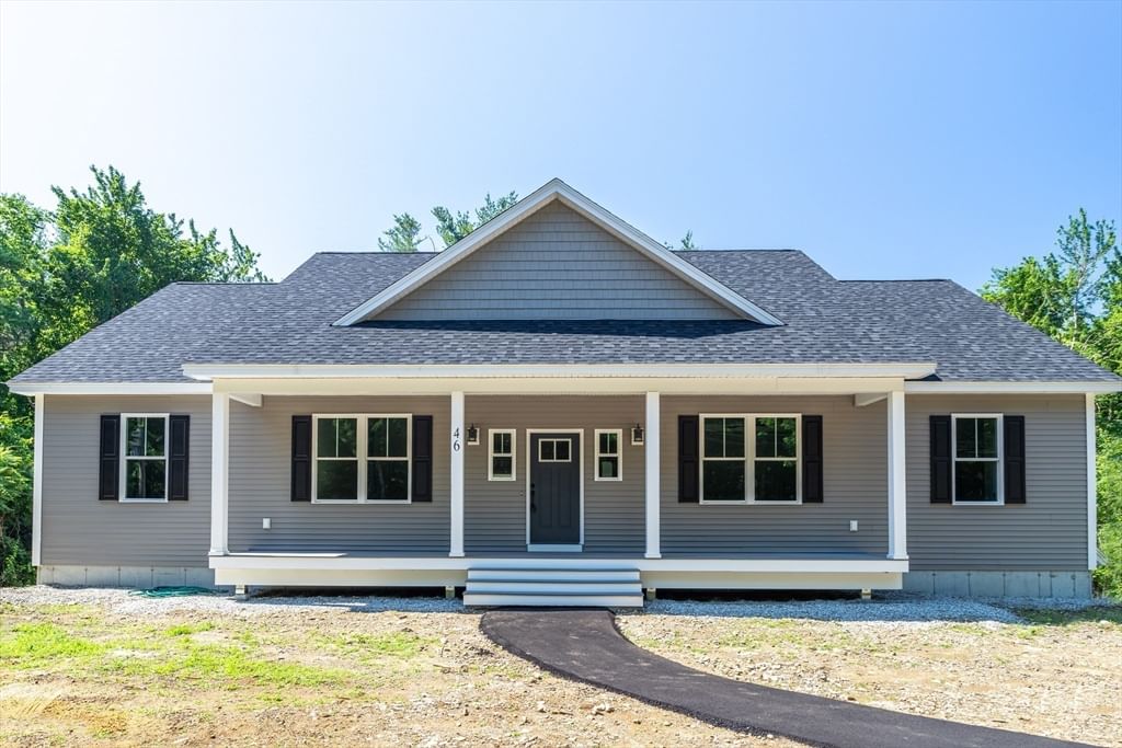 46 High, Stratham, NH 03885 photo 2