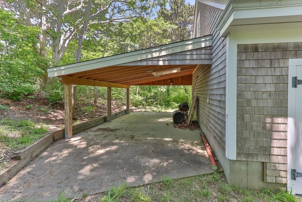 231 Crowell Road Chatham — Photo 16 of 27