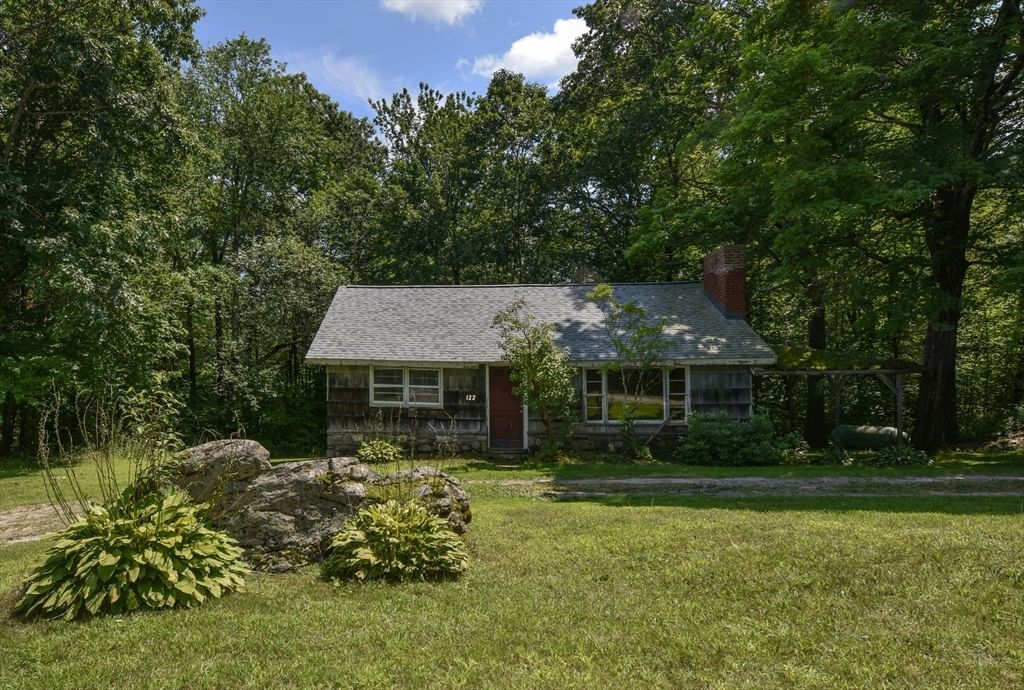 122 West St, Sandisfield, MA 01255 photo 2