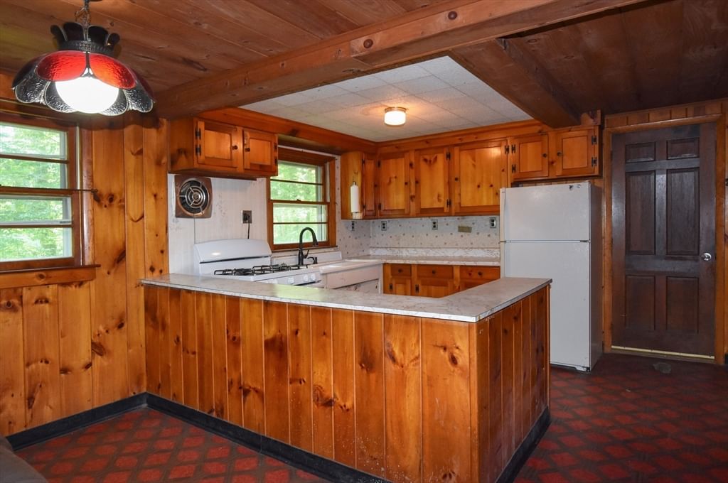 122 West St, Sandisfield, MA 01255 photo 5