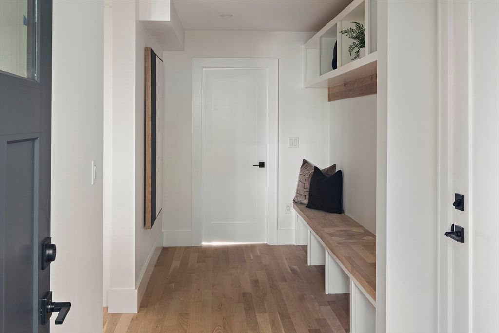34 Adella Newton — Photo 14 of 34