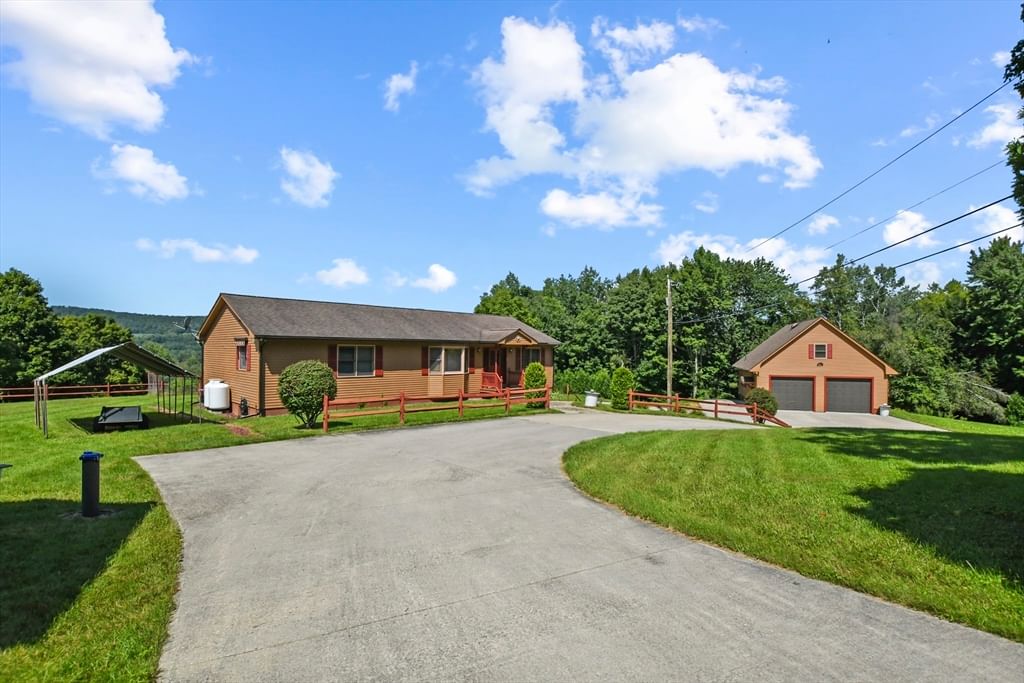 222 Brough Rd, Cheshire, MA 01225 photo 2