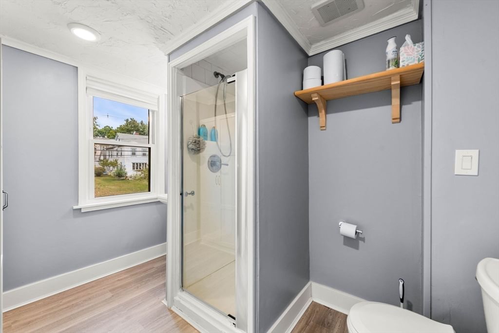 84 Woburn St Reading — Photo 25 of 42