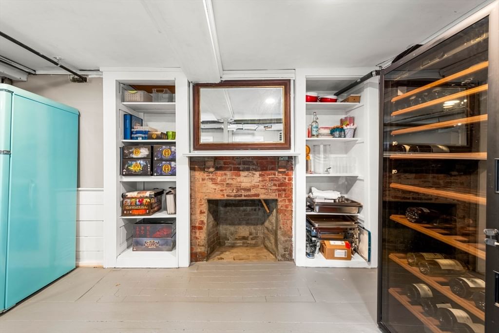 84 Woburn St Reading — Photo 33 of 42