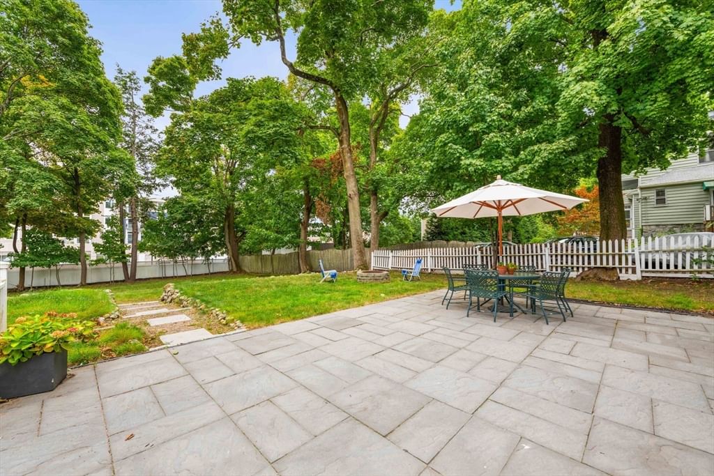 84 Woburn St Reading — Photo 36 of 42