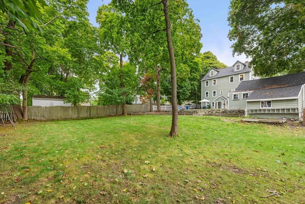 84 Woburn St Reading — Photo 40 of 42