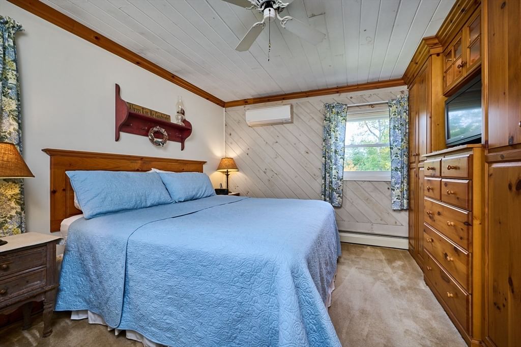 10 Phillips Dr, Colrain, MA 01340 photo 3