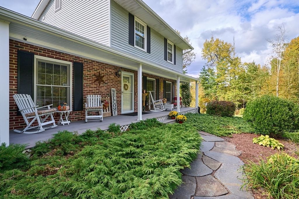 10 Phillips Dr, Colrain, MA 01340 photo 5