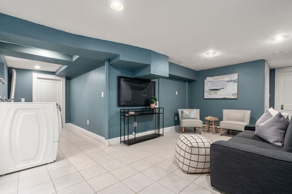 20 Whittemore Rd. #20 Newton — Photo 21 of 33