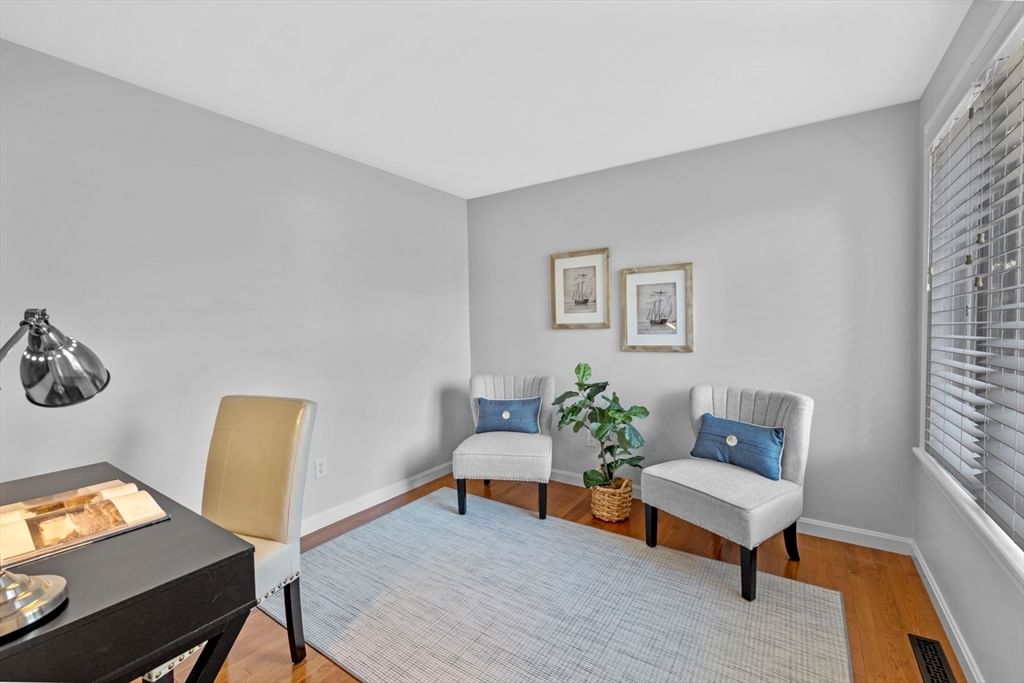 Listing Image 21