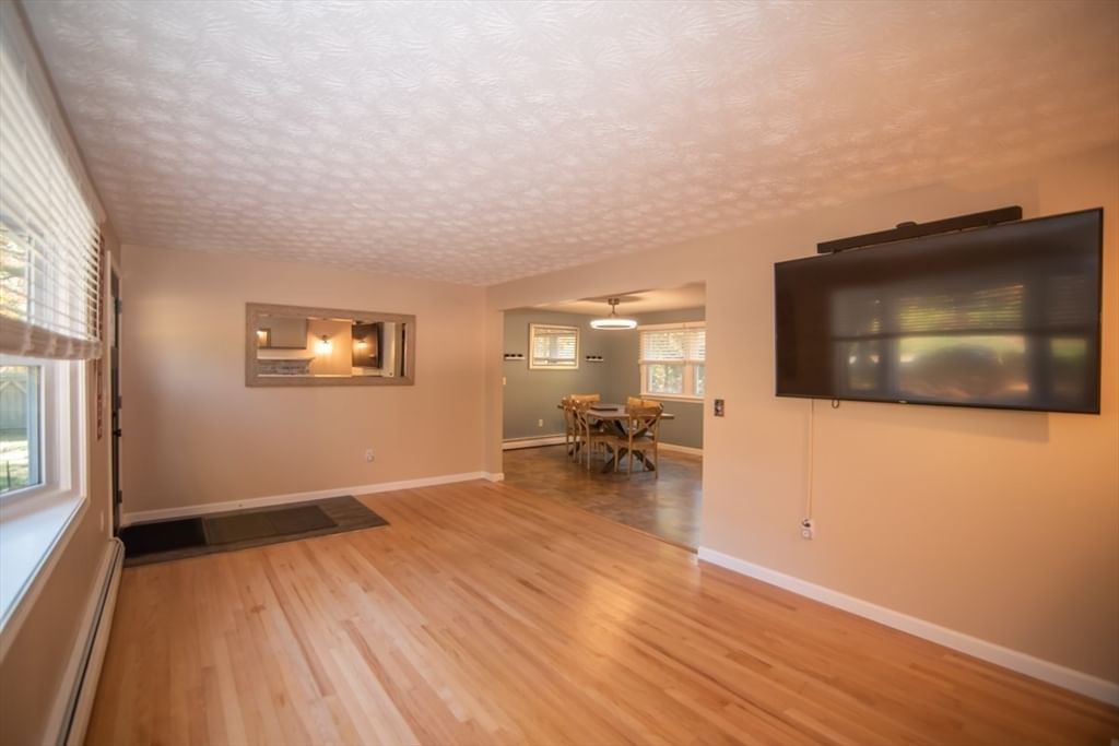 21 Jeff Lane, Litchfield, NH 03052 photo 5