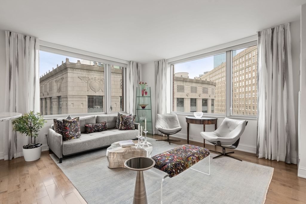 Thumbnail Photo 2