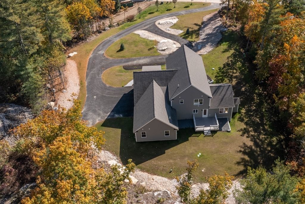 14 Lorenzo's Lane, Hollis, NH 03049 photo 2