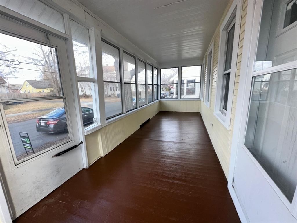 37 Day St, West Springfield, MA 01089
