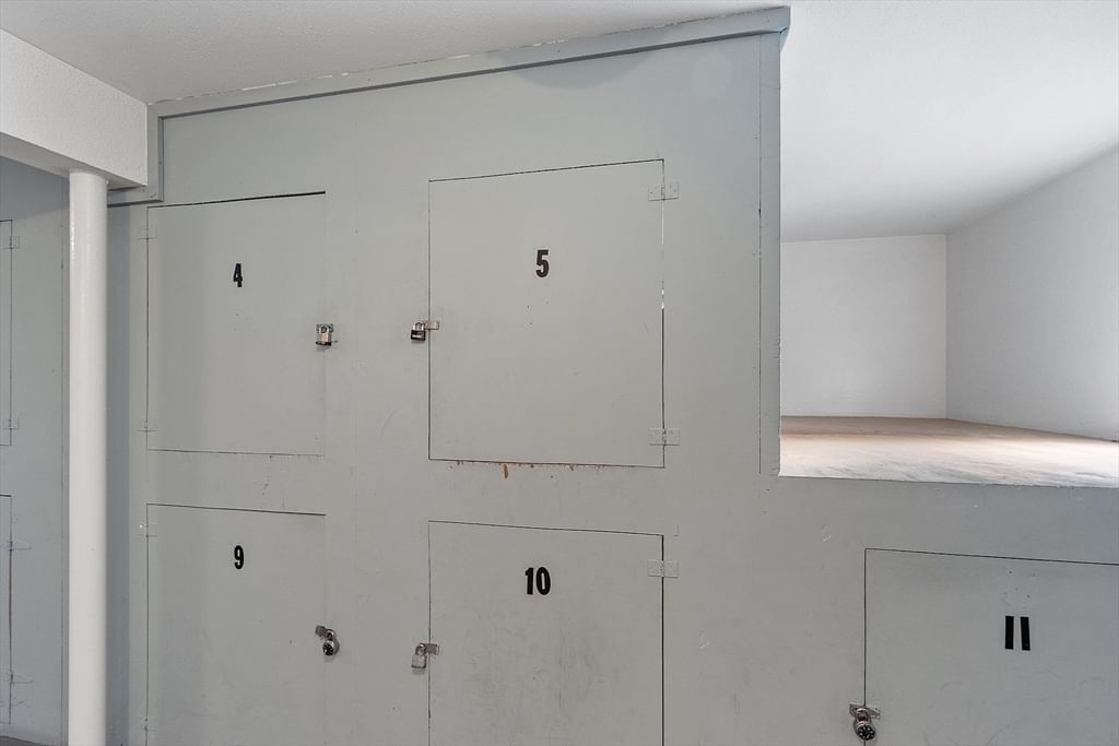 Listing Image 13
