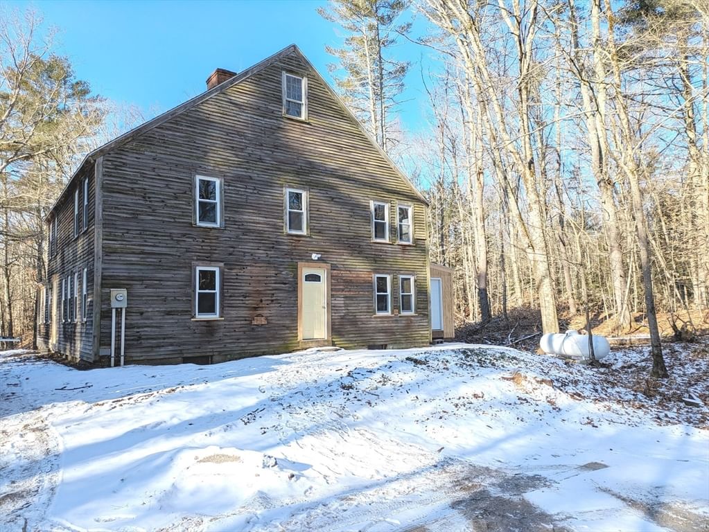 185 Raymond Rd, Nottingham, NH 03290 photo 2