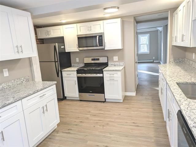 185 Raymond Rd, Nottingham, NH 03290 photo 5