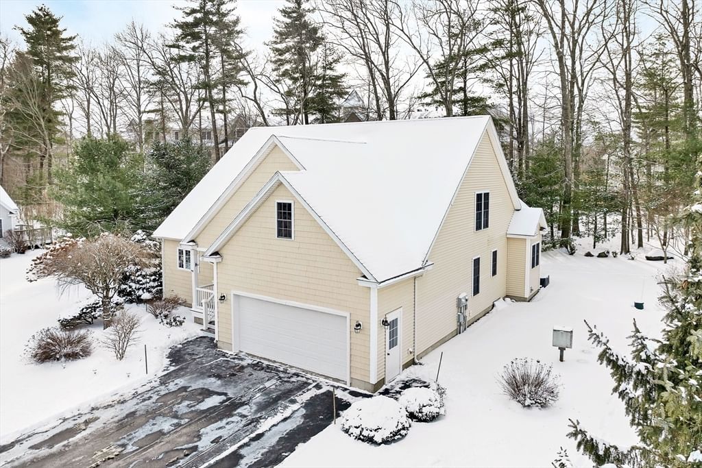 37 Vineyard Dr #37, Stratham, NH 03885 photo 5