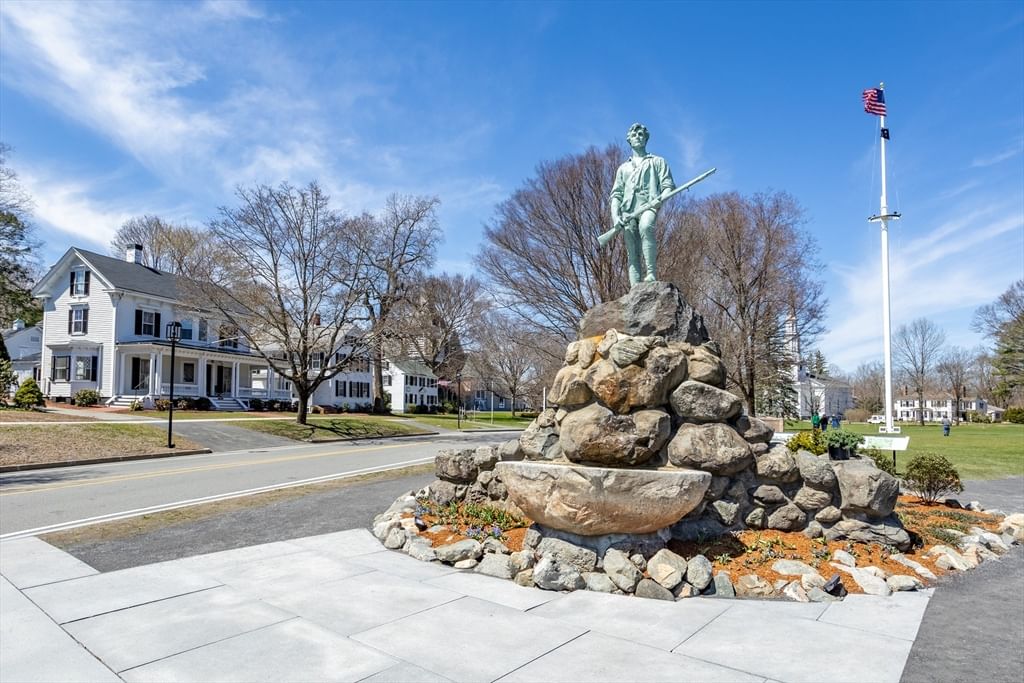 1894 Massachusetts Avenue Lexington — Photo 15 of 15