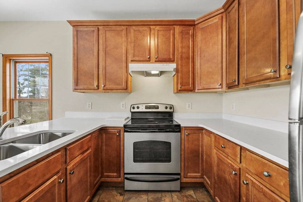 6 Rose Ct W #6, Great Barrington, MA 01230 photo 2