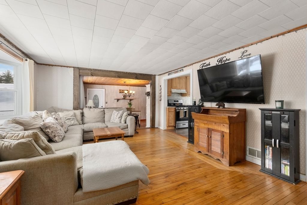 70 Old Westfield Rd, Russell, MA 01071 photo 4