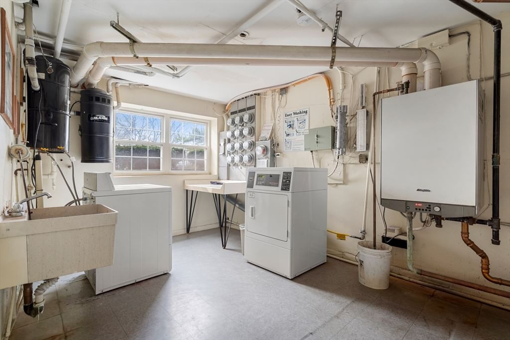 Listing Image 20